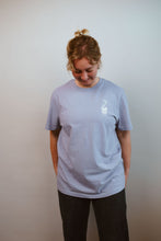 Lade das Bild in den Galerie-Viewer, unisex-shirt - "stay hydrated" - on demand
