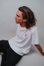 Lade das Bild in den Galerie-Viewer, unisex-shirt - "stay hydrated" - on demand