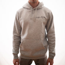 Lade das Bild in den Galerie-Viewer, pullover - "berührt" - hellgrau