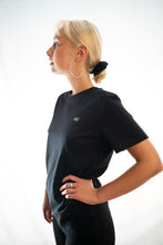 Lade das Bild in den Galerie-Viewer, shirt - "classic" - schwarz