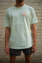 Lade das Bild in den Galerie-Viewer, shirt - "dance teacher" - stem green