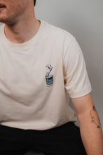 Lade das Bild in den Galerie-Viewer, unisex-shirt - "stay hydrated" - on demand
